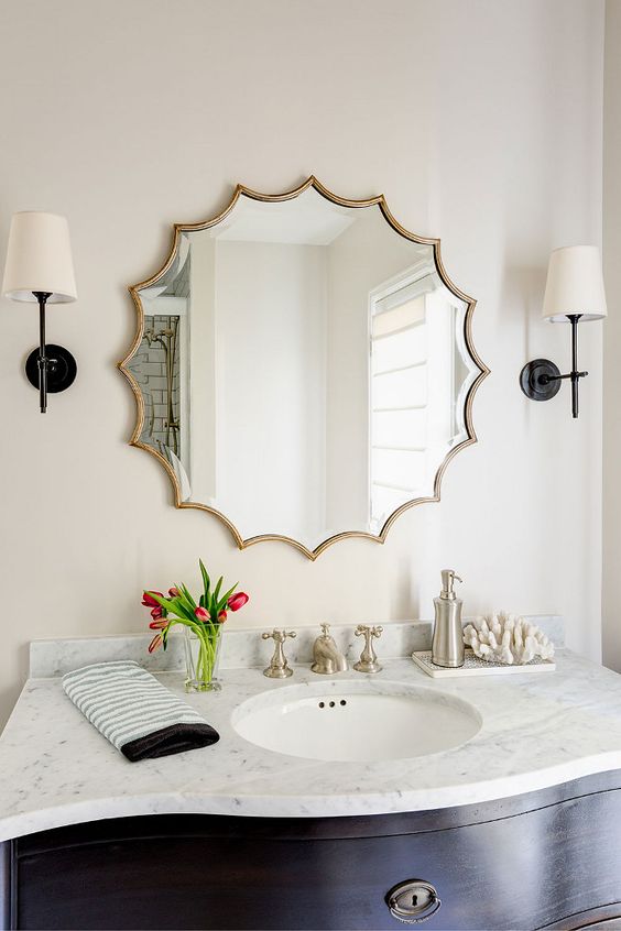 espelho provençal no banheiro 2