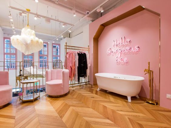 loja com ambiente rosa para instagram