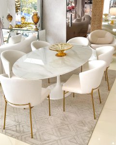 Mesa de jantar Saarinen