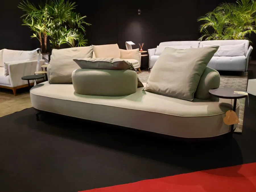 Sofá com Mesa Lateral Napoleão 44cfbedd547e9ea856f604373ad2789a