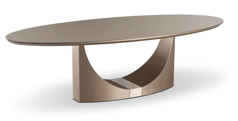 Mesa de Jantar Oval Luart Mesa de Jantar Oval Luart