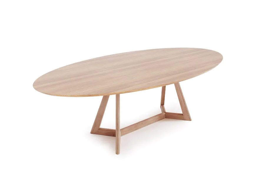 MESA DE JANTAR OVAL CORA