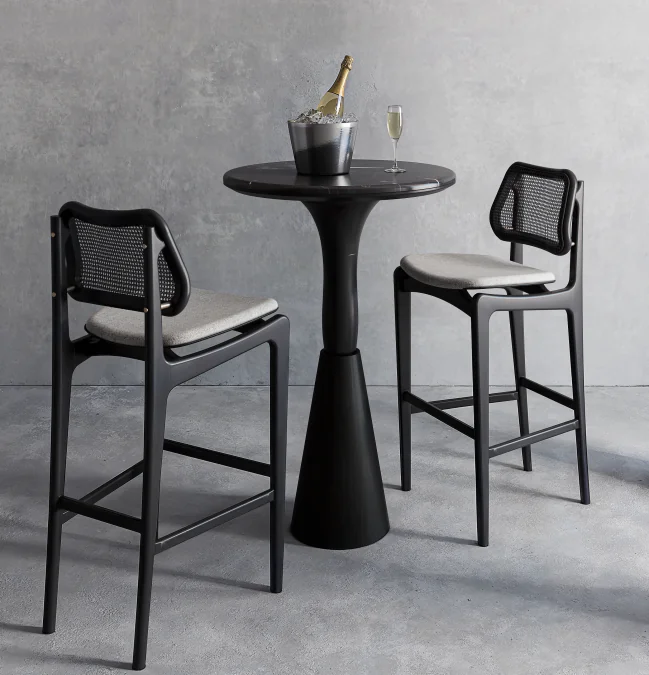 Banqueta Alta em Palha Trendy Ebanizada