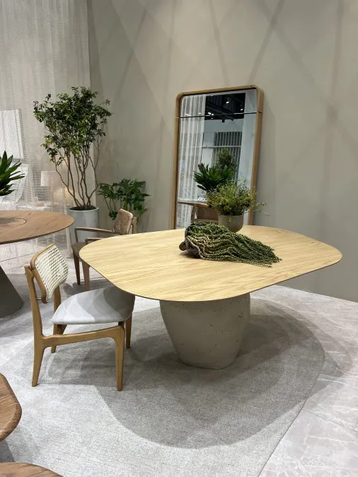 Mesa de Jantar Orgânica Monique