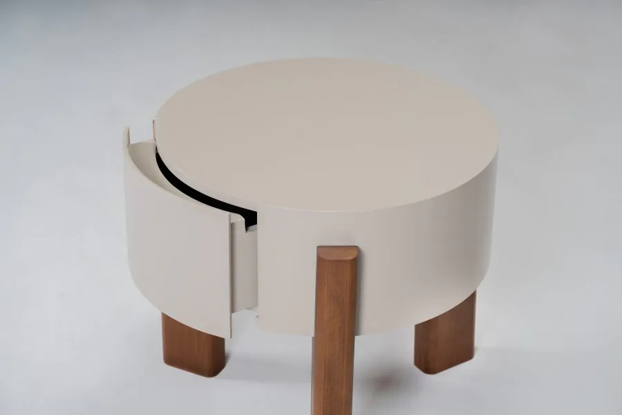 Mesa de Cabeceira Lince
