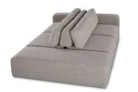 Sofá Ilha Modular Átrio em Tecido Tramado Taupe Acinzentado com Toque de Linho, mecanismo manual no encosto e design contemporâneo de ilha.